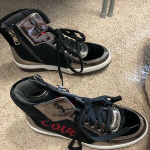 Super Cute LOVE MOSCHINO Hightop Gently Worn Sneakers Size 5.5